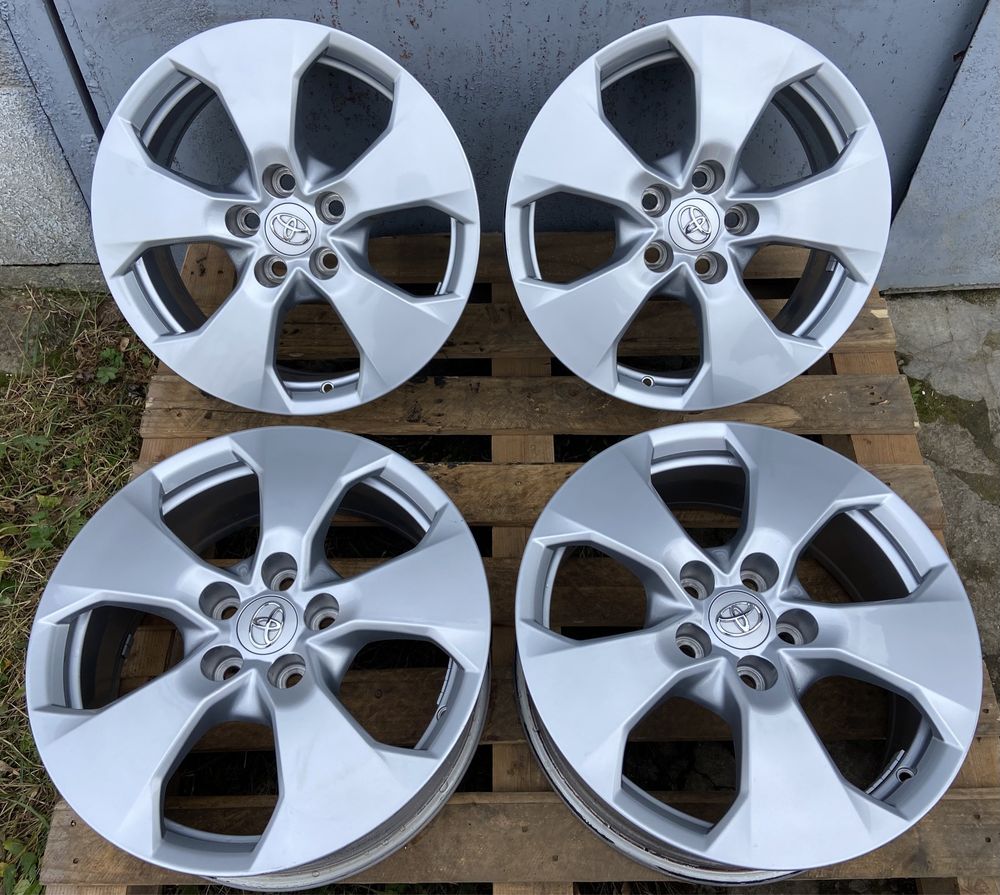 Диски R17 5x114.3 Toyota RAV4 XA50 Lexus: 5 500 грн. - Диски Чортків на Olx