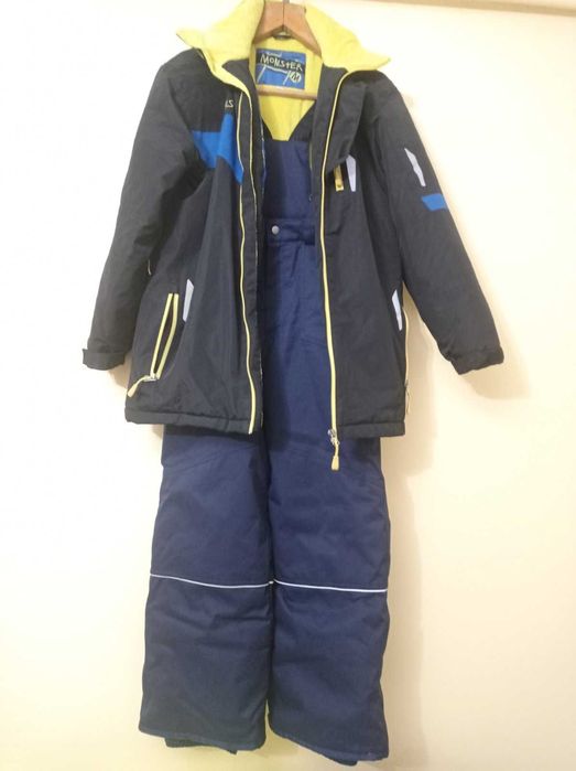 Лижний костюм для підлітків.