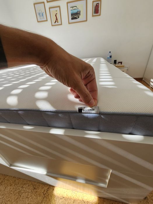 Colchão casal vesteröy extra firm 140x200