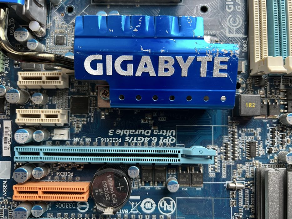 Gigabyte GA-EX58-UD3R — Socket LGA1366, Intel X58, Ultra Durable 3