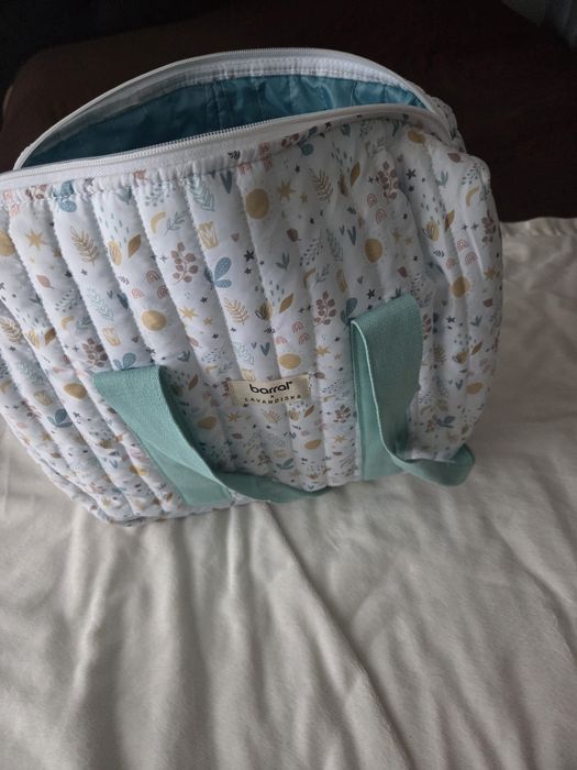 Mala maternidade Barral