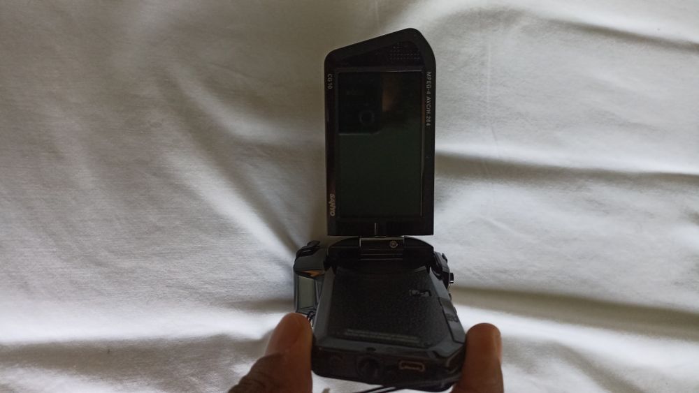 Câmera Sony DSLR A550l