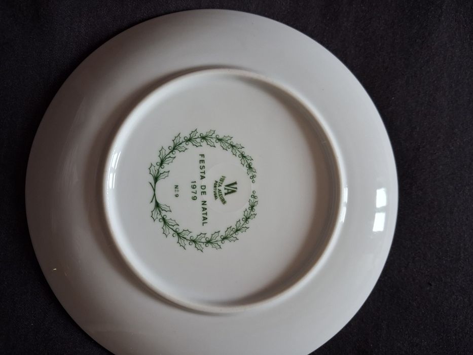 Prato de natal,colecção  vista alegre  ano 1979