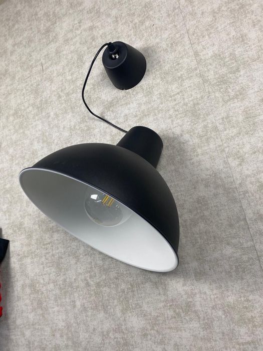 Candeeiro com lampada led incluida