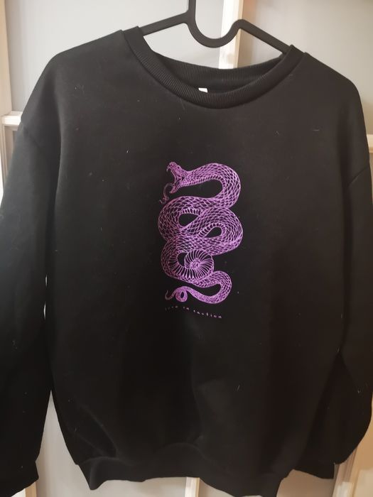Bluza z motywem węża