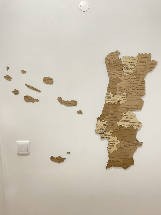Mapa Portugal e Ilhas 3D429754654257336321