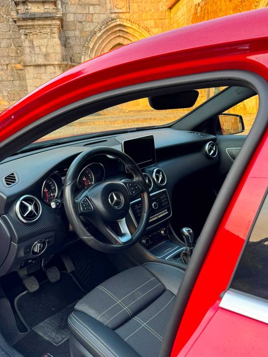 Mercedes-Benz A180 cdi Urban - Facelift - Desde 235Eur/Mês