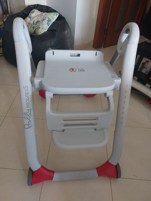 Cadeira de papa pollyprogress5