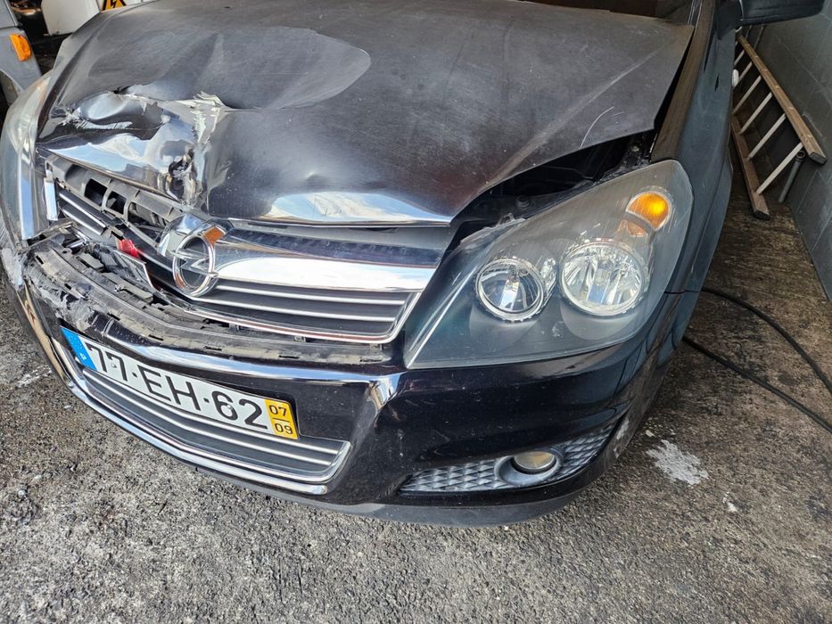 OPEL ASTRA 1.7CDTI  acidentado