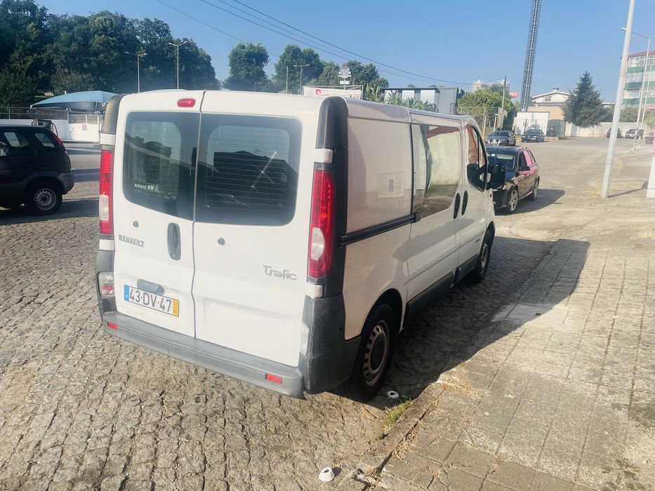 Renault trafic 2.0 dci (troco)
