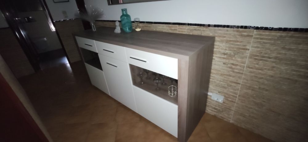 Aparador Carvalho Natura e Branco