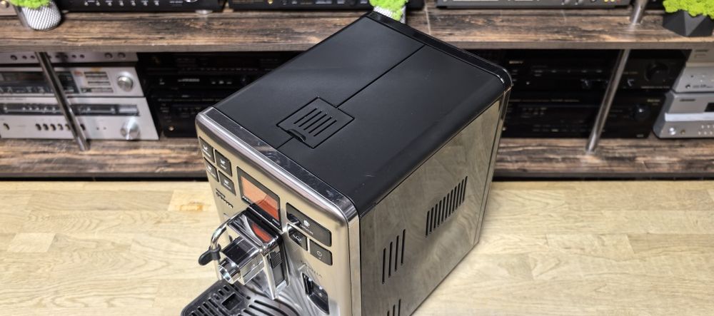 Кавова машина Saeco Exprelia