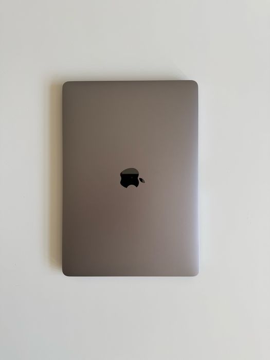 Macbook M1 Pro 256gb SSD 8gb Ram