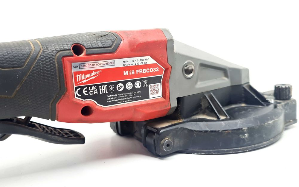 Przecinarka do prętów zbrojeniowych MILWAUKEE M18FRBCO32