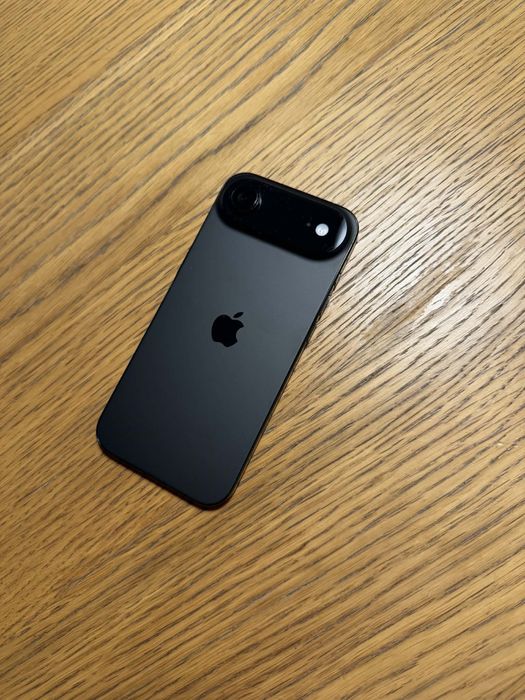 iPhone 17 Air używany miesiąc