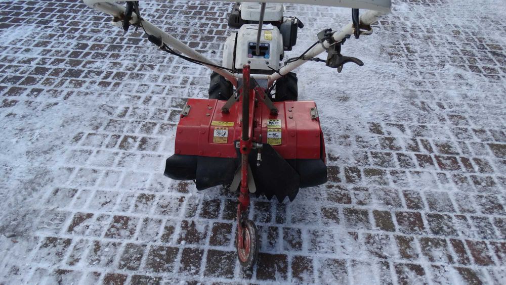 Glebogryzarka YANMAR