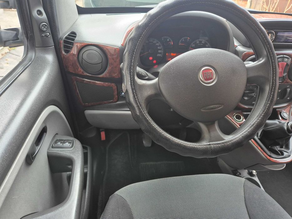 Продам авто Фіат Добло 2008 року