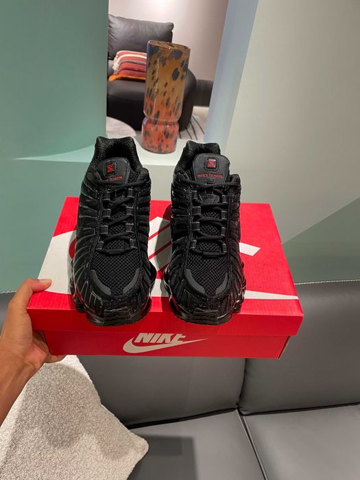 Nike_ Shox TL_ Czarny 40