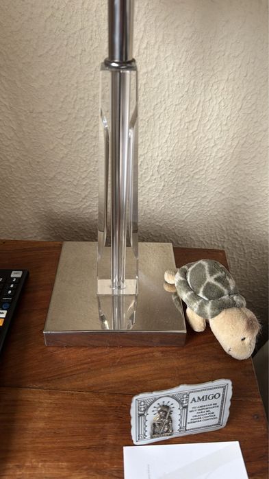 2 candeeiros cabeceira