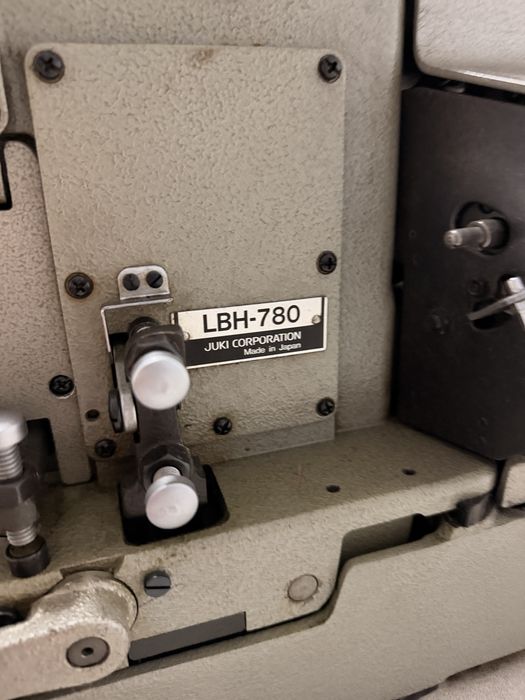 Dziurkarka Juki LBH-780