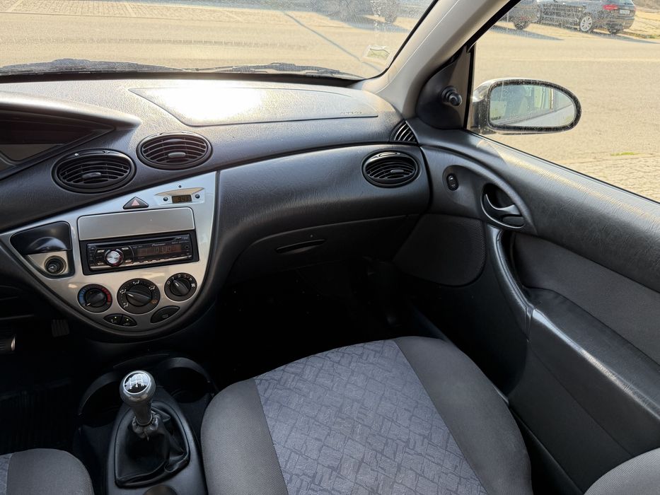 Ford Focus Station 1.4 - Gasolina - Poucos KM