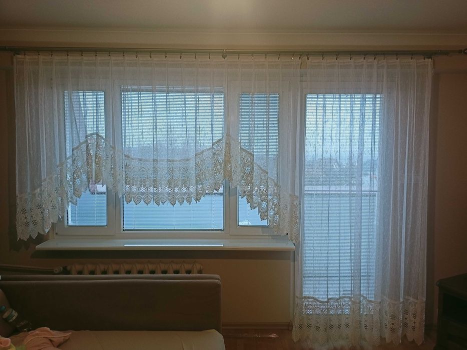 Firanki z gipurą