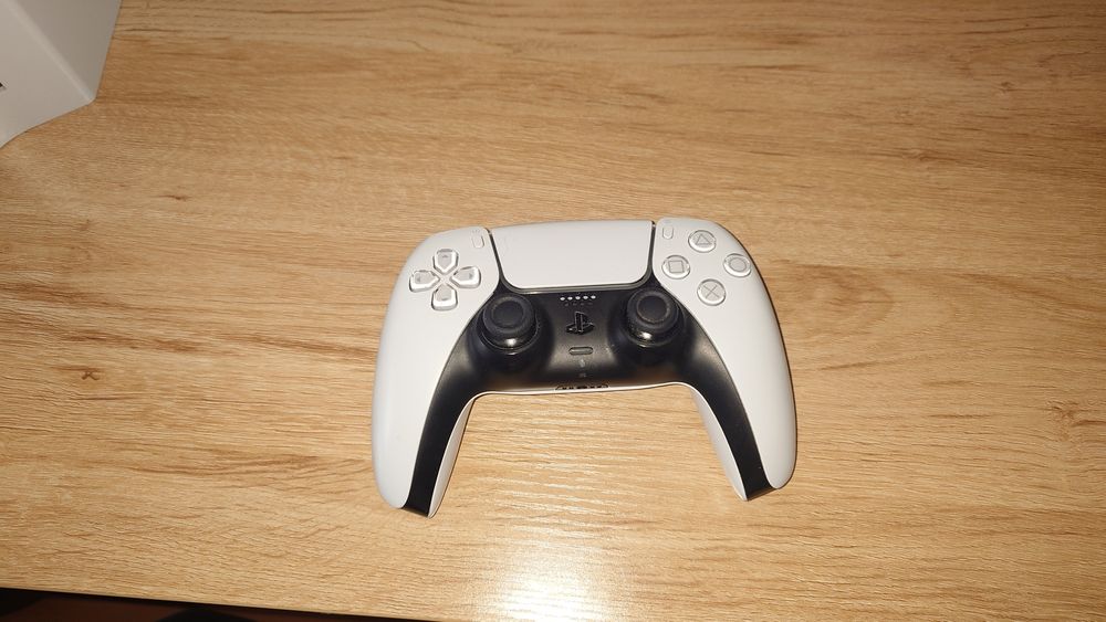 PlayStation 5 z napędem