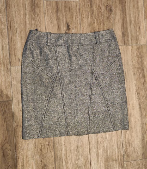 Błyszcząca spódniczka rozmiar 44/42