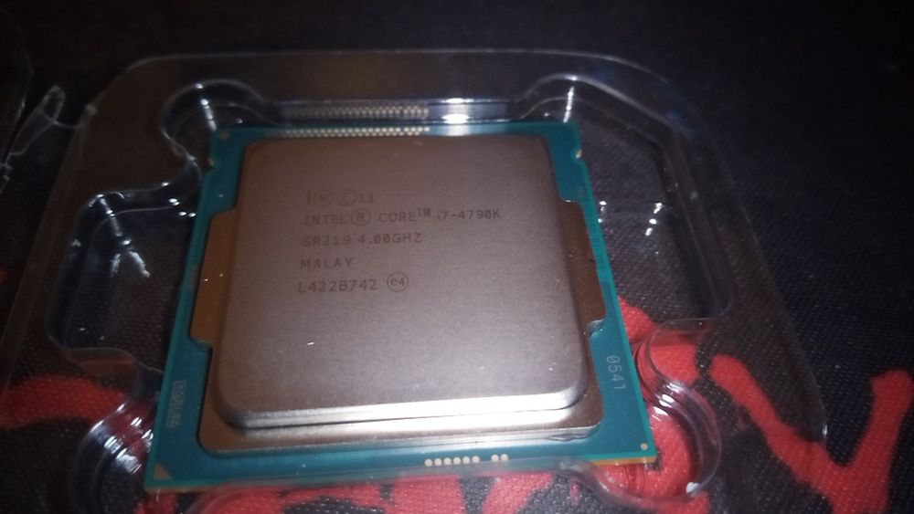Procesor i7 4790k socket 1150 stan idealny