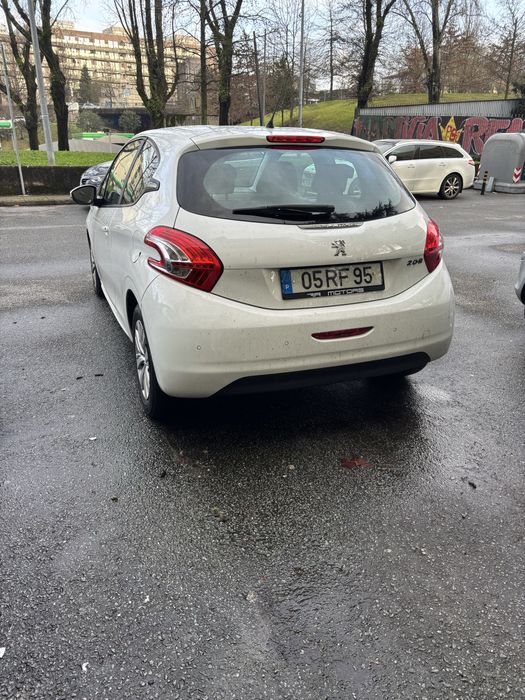 Peugeot 208 Hdi 1.4