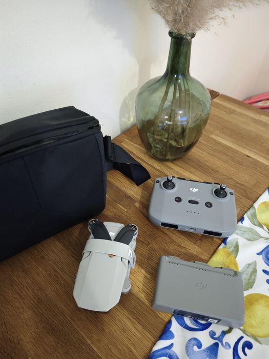 Drone DJI mini 2 se FLY more combo