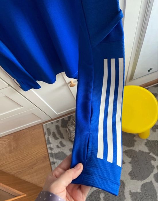 Bluza sportowa marki adidas xs