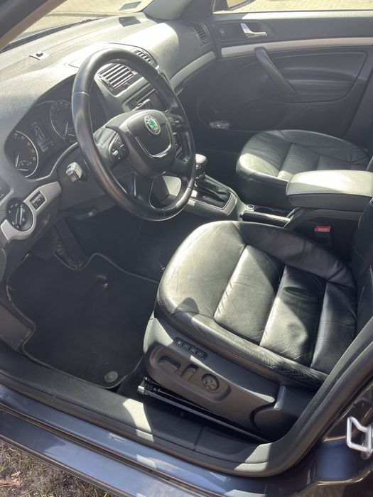 Skoda Octavia I I 1.9 TDI DSG  hatchback 2009 facelift