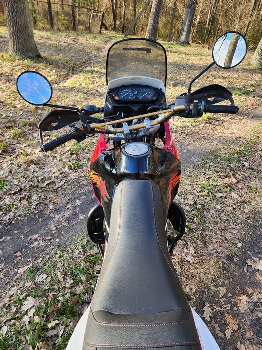 Продам Honda  Dominator 650