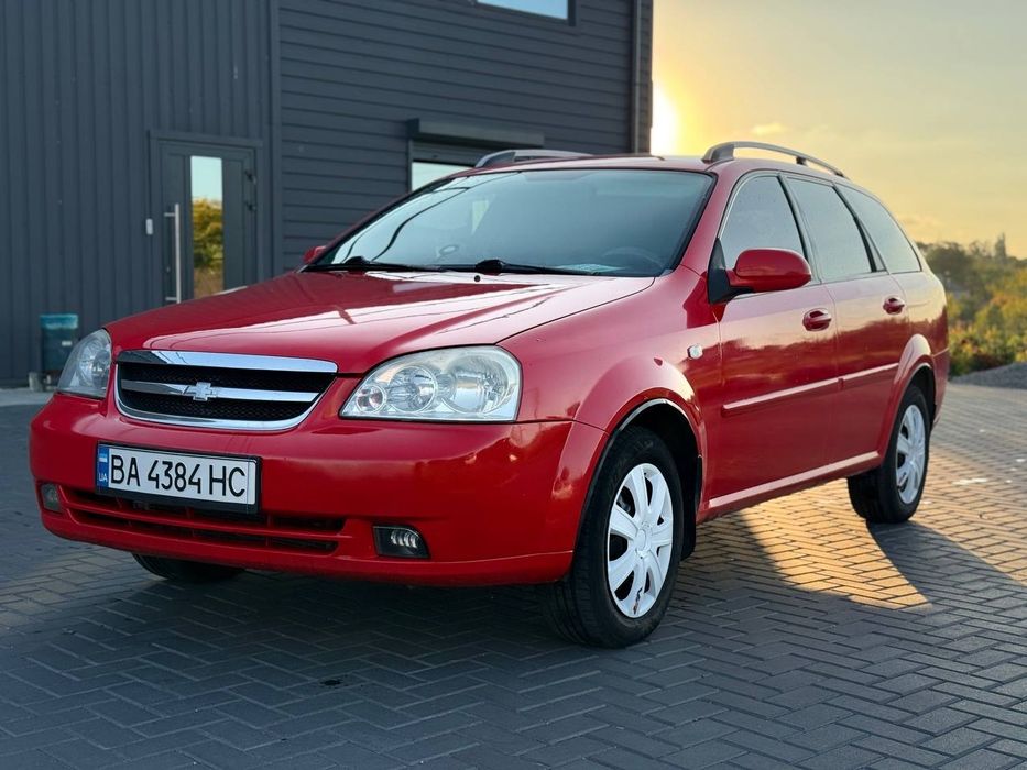 Продам Chevrolet Lacetti в кузові Універсал