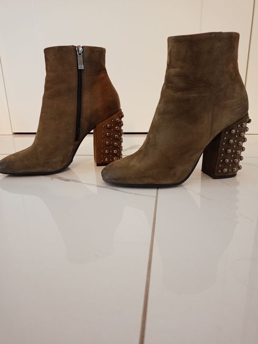 Buty Carrini r.39