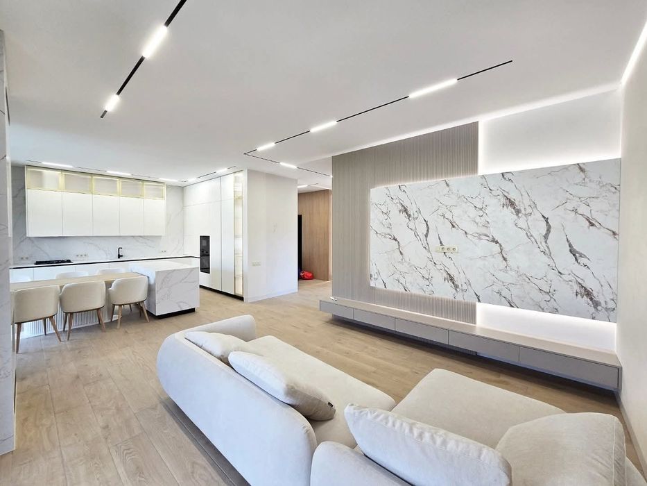 Будинок 250 м2 в КМ охорона басейн газ ремонт с. Ходосівка 8 км Київ