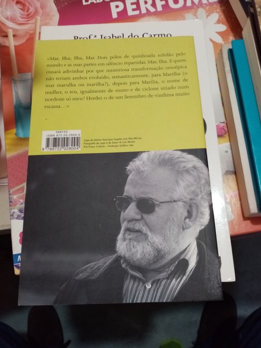 Vendo livro A Marilha de Cristóvão Aguiar