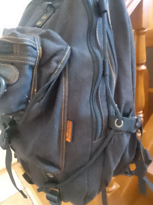 Рюкзак мужской б/ у  в отличном состоянии  фирменный.