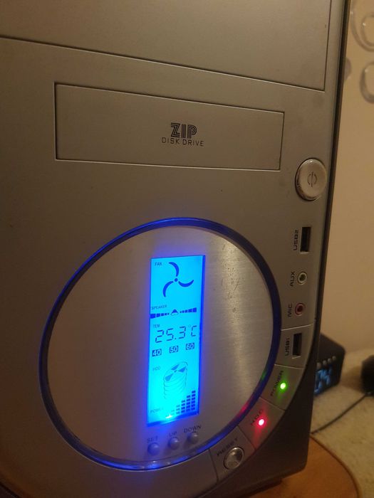 Komputer I7920+P6X58D-E+GT730