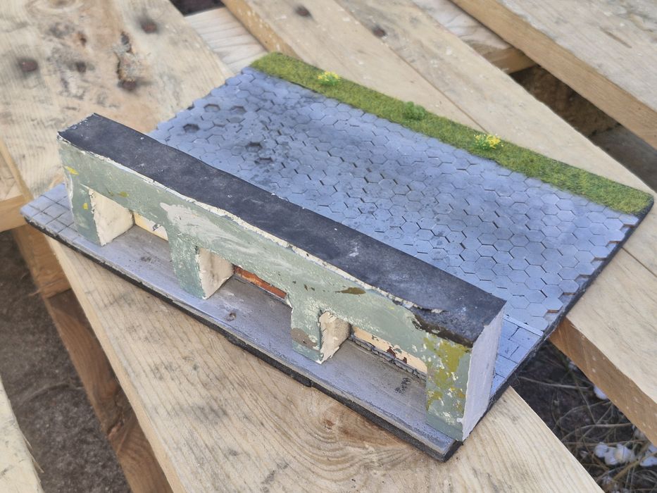 Podstawka pod modele garaże blokowisko 1:43 diorama PRL