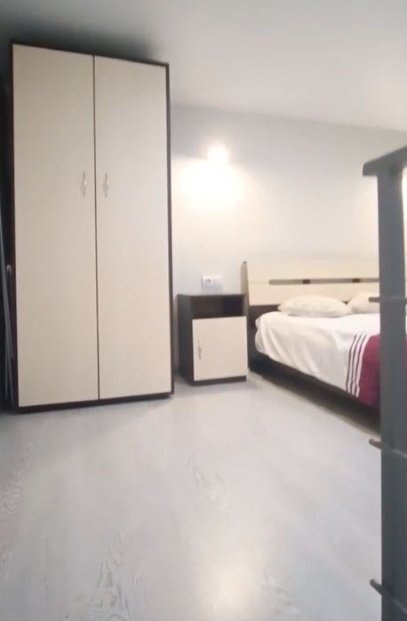 Сдам 1к 8500 Прохоровская ( свет всегда )