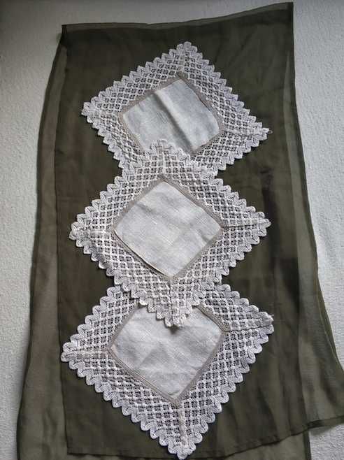 Komplet 3 ażurowych serwetek w kremowym i jasnobrązowym odcieniu