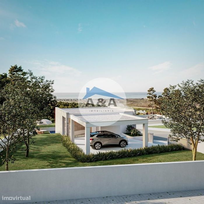 Luxury Villa with Sea View in the Enchanting Nazaré Beach
