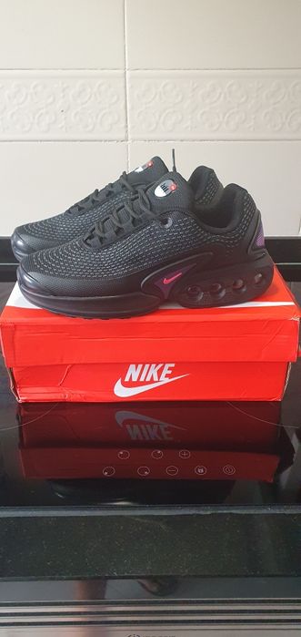Ténis da Nike DN