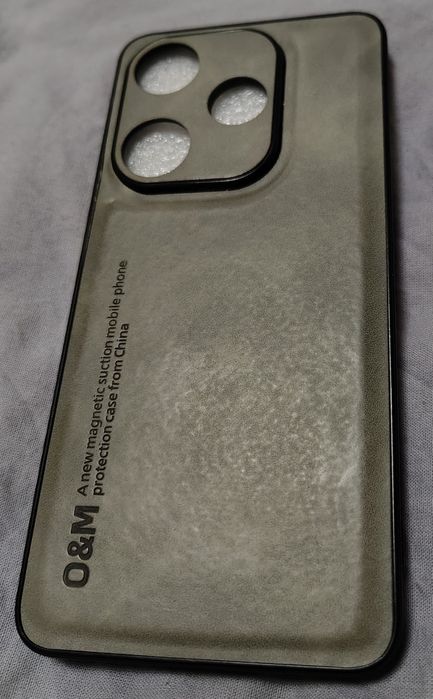 Кожаный магнитный чехол на Poco F6/F6 pro