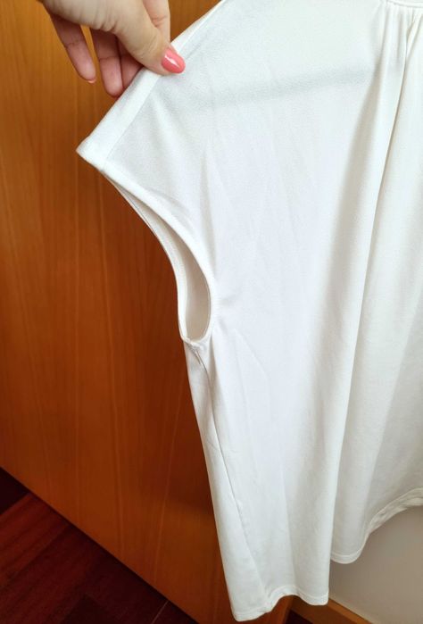 Blusa branca H&M, tamanho XS