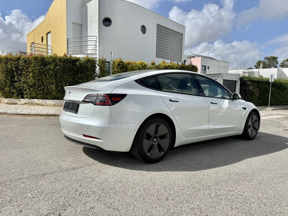 Tesla Model 3 12/2022 Standard Range Plus - 112.833 km