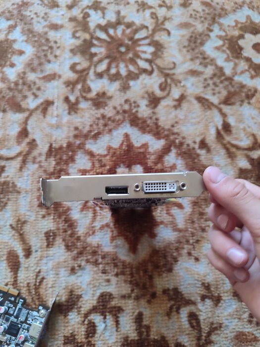 Запчастини для комп'ютера