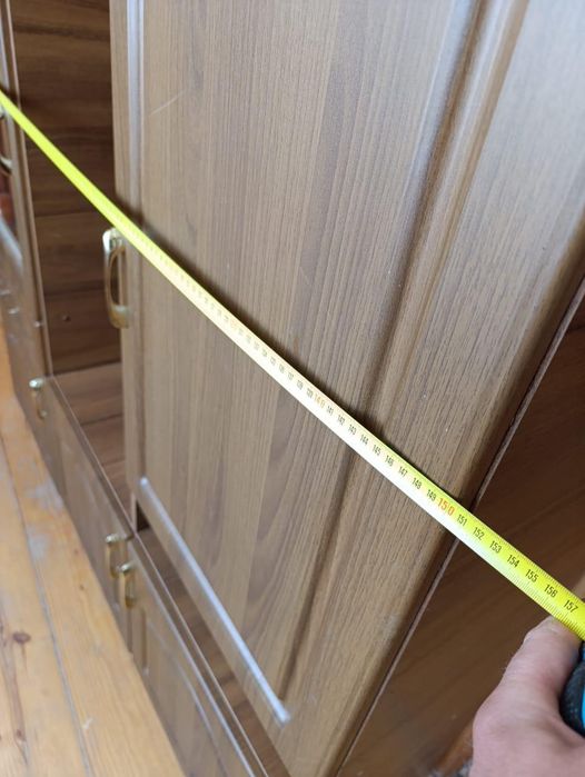 Меблі б, у . Прихожа в коридор